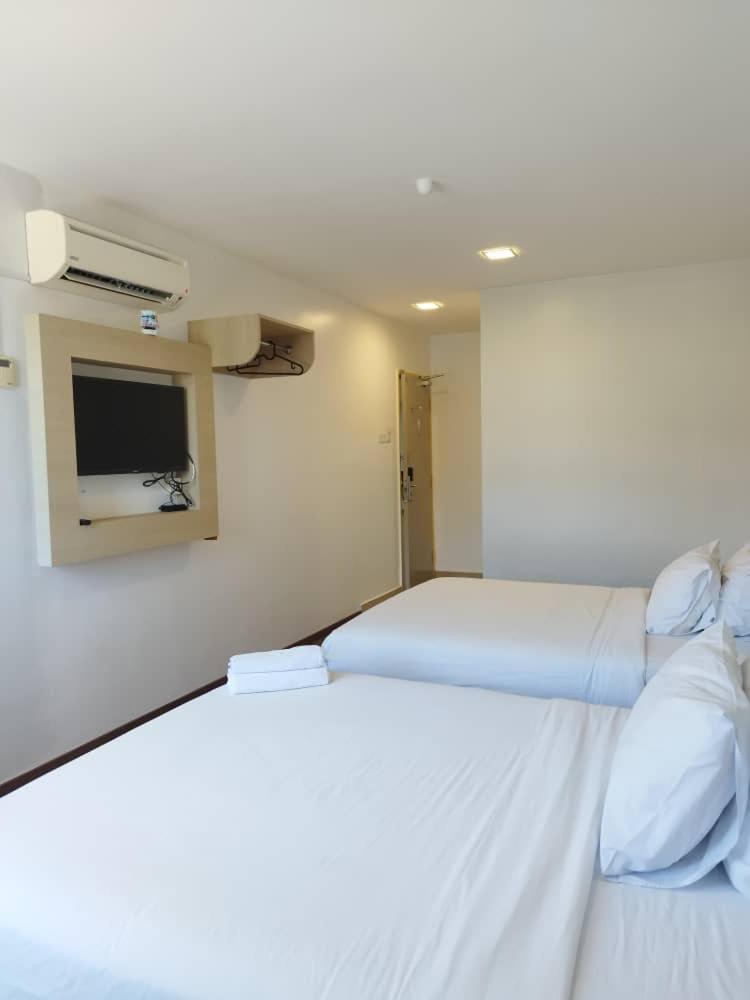 Santai Morib Hotel Exterior foto
